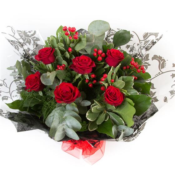 Six Long Stemmed Red Roses Louise's Flower Boutique Florist Addlesto